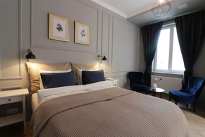 Centrally located and modern Airbnb in Budapest during Christmas Market visit, vegan restaurants, and digital nomads