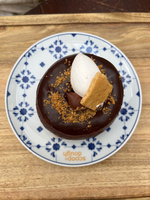 Delicious vegan plant-based donut at Scoop n Dough in Cascais Portugal